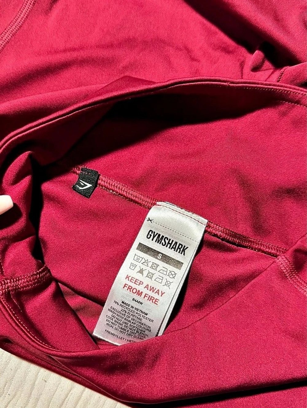 GYMSHARK Training Pocket Shorts Red Athletic Shorts - Picture 4 of 4